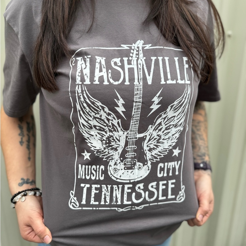 Nashville Tennessee Graphic Tee - Charcoal